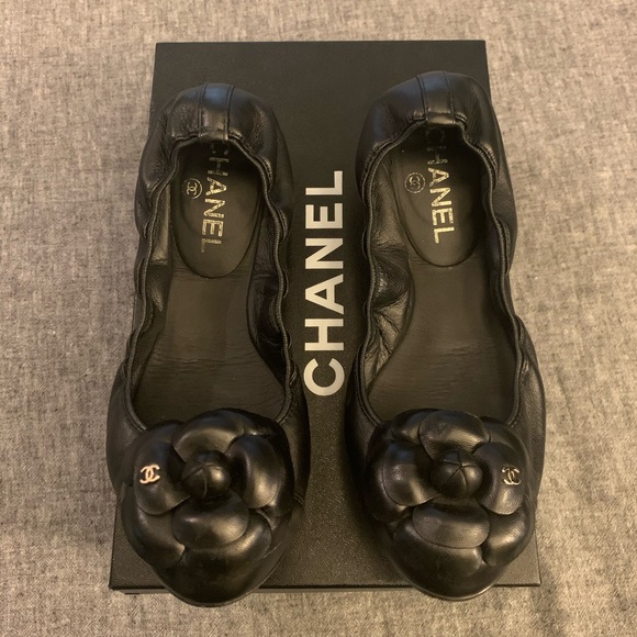 chanel camellia flat shoes